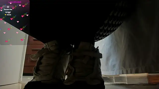 sherilkwang19tv online show from October 2025 12:07:02 AM