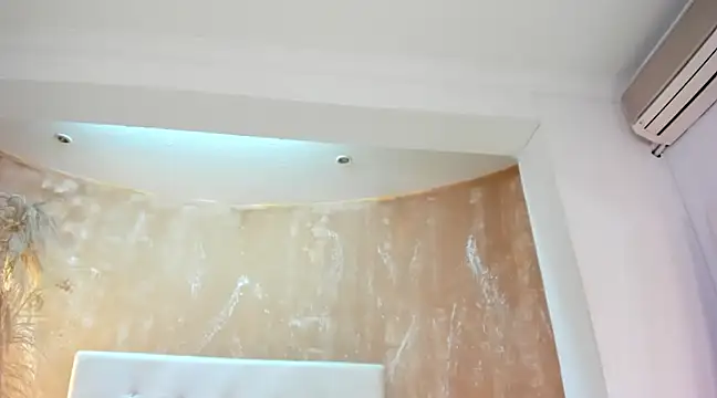 Snapshot of APRILL_FOXX chatting on March 2025 10:00:02 AM APRILL FOXX online show from March 2025 10:00:02 AM