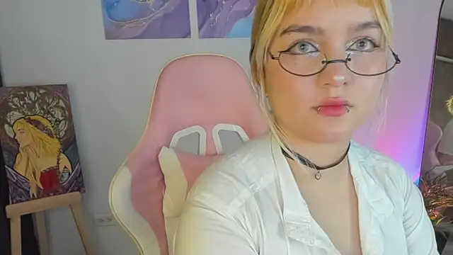 Pretty  zoe online show from February 2025 02:32:02 AM