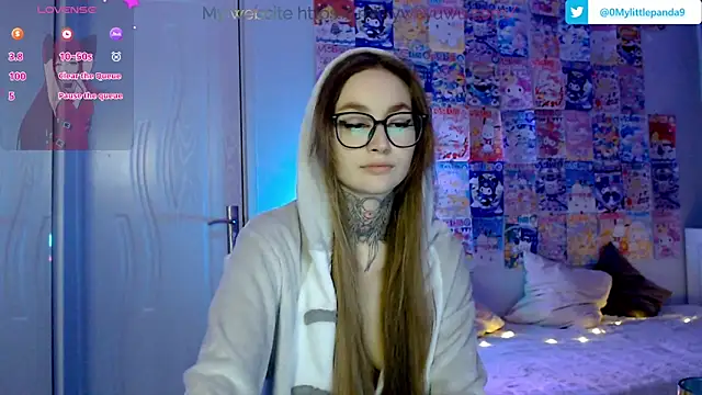 Snapshot of Milky_way_UwU chatting on December 2024 01:02:02 AM Milky way UwU online show from December 2024 01:02:02 AM