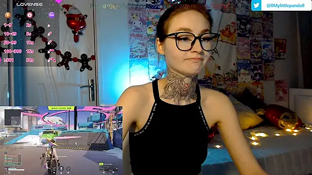 Snapshot of Milky_way_UwU chatting on December 2024 02:13:01 AM Milky way UwU online show from December 2024 02:13:01 AM