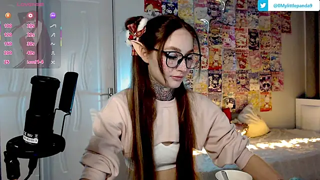 Snapshot of Milky_way_UwU chatting on March 2025 12:08:01 AM Milky way UwU online show from March 2025 12:08:01 AM