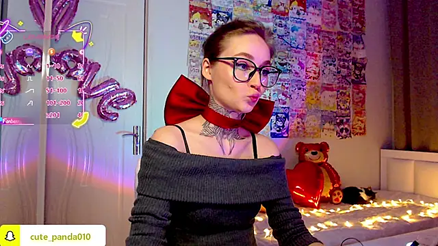 Snapshot of Milky_way_UwU chatting on February 2026 04:31:01 AM Milky way UwU online show from February 2026 04:31:01 AM