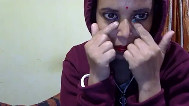 Snapshot of Pramila_Manish chatting on January 2026 12:09:02 PM Pramila Manish online show from January 2026 12:09:02 PM