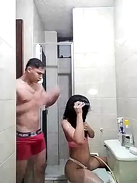 saraandstiven online show from March 2025 09:37:01 PM