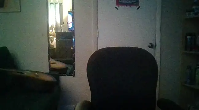 Snapshot of HottieGymBuddy69 chatting on March 2025 02:46:02 AM HottieGymBuddy69 online show from March 2025 02:46:02 AM