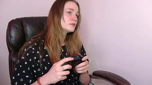 Snapshot of KLEOKILLS chatting on January 2025 09:31:01 PM KLEOKILLS online show from January 2025 09:31:01 PM