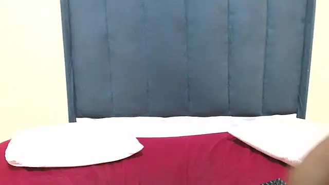 kittykhloe22 online show from March 2025 06:16:01 AM