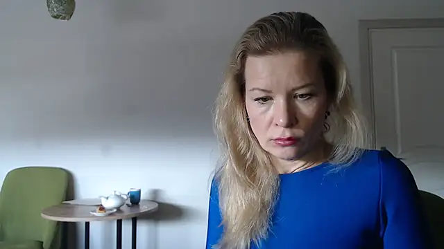 Juli julyyy online show from December 2024 08:21:01 AM