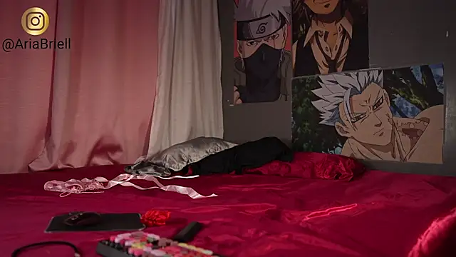 chiarabrielle00 online show from April 2026 01:15:02 PM