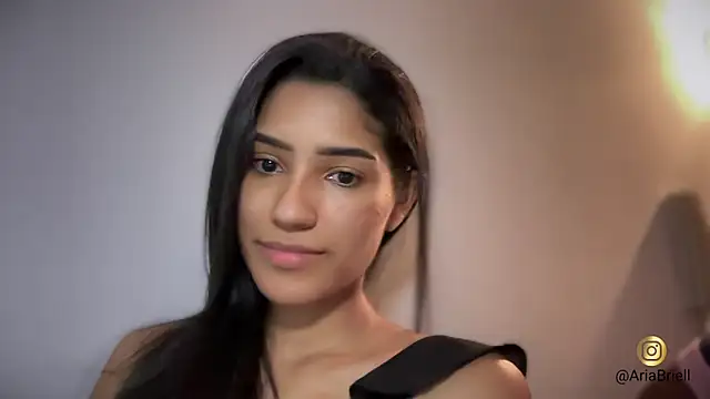 Snapshot of chiarabrielle00 chatting on May 2026 01:32:02 AM chiarabrielle00 online show from May 2026 01:32:02 AM
