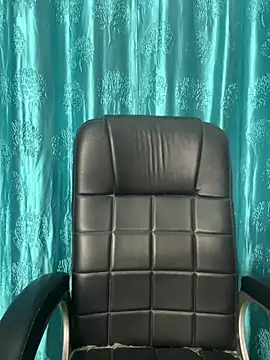 Snapshot of poision51 chatting on February 2025 10:04:02 AM poision51 online show from February 2025 10:04:02 AM