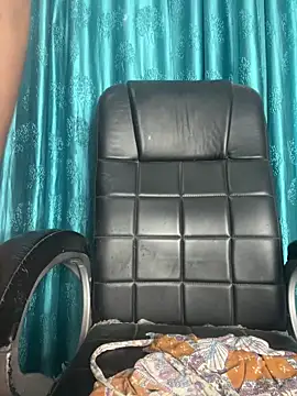 Snapshot of poision51 chatting on November 2025 04:01:02 AM poision51 online show from November 2025 04:01:02 AM