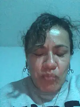 gipsela gomez online show from April 2026 02:33:01 AM