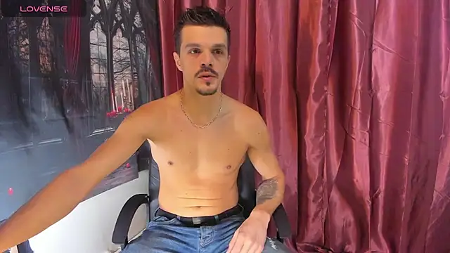 Snapshot of DonyBrown chatting on December 2025 07:57:02 AM DonyBrown online show from December 2025 07:57:02 AM