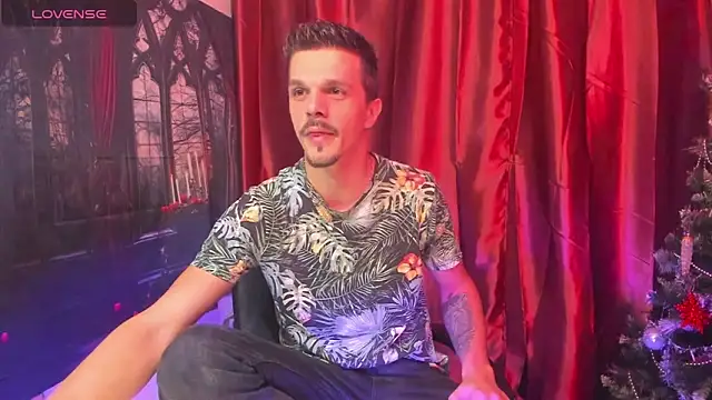 Snapshot of DonyBrown chatting on December 2025 03:35:02 AM DonyBrown online show from December 2025 03:35:02 AM