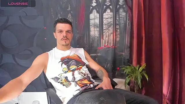 Snapshot of DonyBrown chatting on January 2026 04:38:02 AM DonyBrown online show from January 2026 04:38:02 AM