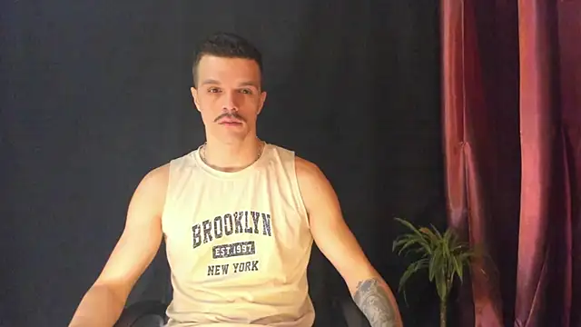 Snapshot of DonyBrown chatting on February 2026 06:25:02 AM DonyBrown online show from February 2026 06:25:02 AM