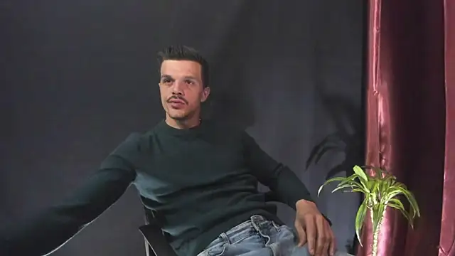 Snapshot of DonyBrown chatting on March 2026 04:27:01 AM DonyBrown online show from March 2026 04:27:01 AM