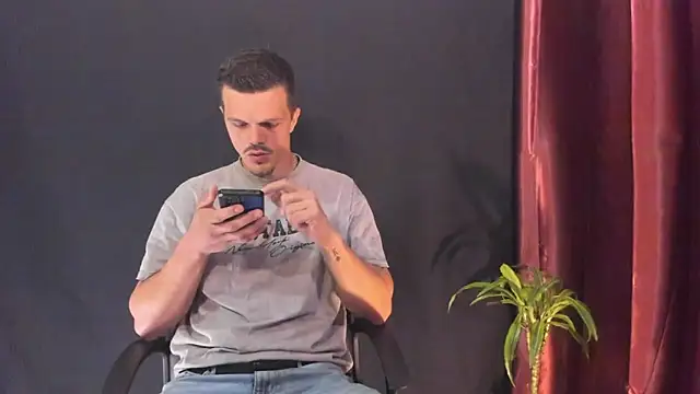 Snapshot of DonyBrown chatting on March 2026 06:31:02 AM DonyBrown online show from March 2026 06:31:02 AM