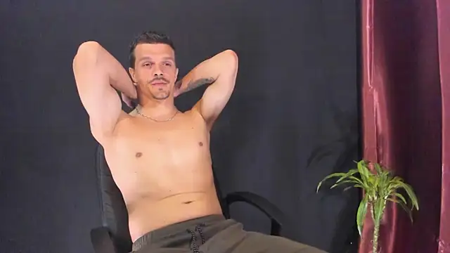 Snapshot of DonyBrown chatting on March 2026 05:00:02 AM DonyBrown online show from March 2026 05:00:02 AM