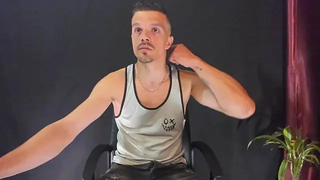 Snapshot of DonyBrown chatting on March 2026 06:35:02 AM DonyBrown online show from March 2026 06:35:02 AM