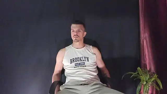 Snapshot of DonyBrown chatting on April 2026 03:59:01 AM DonyBrown online show from April 2026 03:59:01 AM