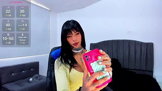 anne parker online show from February 2025 01:15:02 PM