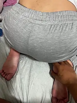 elikittens online show from October 2025 06:42:01 PM