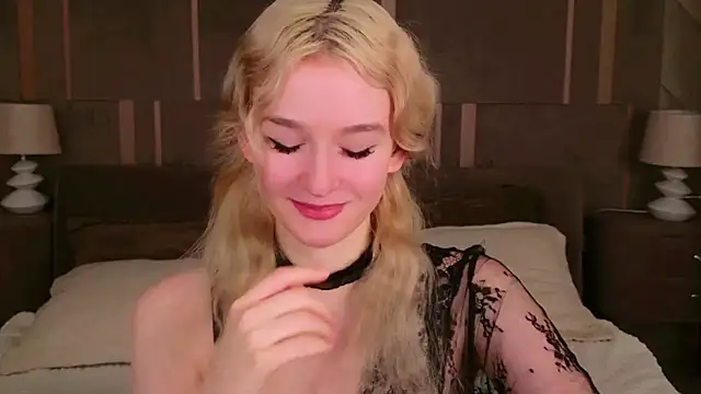 NaomiLoys online show from February 2025 03:20:01 AM