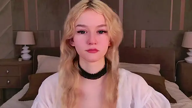 NaomiLoys online show from March 2025 05:59:02 AM