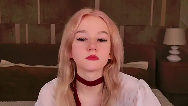 NaomiLoys online show from March 2025 06:55:02 PM