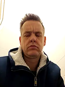 Snapshot of Hectorthyssen1 chatting on January 2025 08:54:01 PM Hectorthyssen1 online show from January 2025 08:54:01 PM