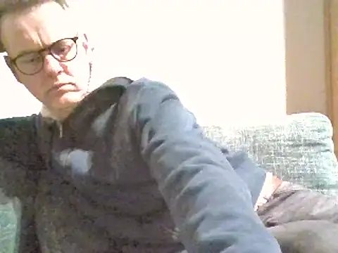 Snapshot of Hectorthyssen1 chatting on February 2025 10:11:01 PM Hectorthyssen1 online show from February 2025 10:11:01 PM