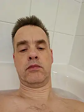 Snapshot of Hectorthyssen1 chatting on February 2025 07:56:01 PM Hectorthyssen1 online show from February 2025 07:56:01 PM