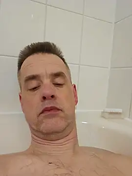 Snapshot of Hectorthyssen1 chatting on March 2025 05:46:01 PM Hectorthyssen1 online show from March 2025 05:46:01 PM