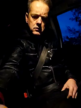 Hectorthyssen1 online show from November 2025 04:39:02 PM