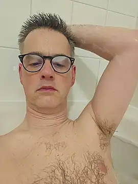 Hectorthyssen1 online show from April 2026 07:38:02 PM