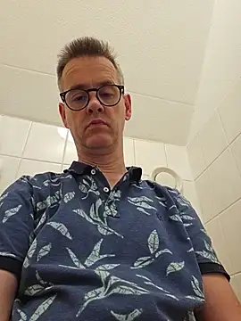 Snapshot of Hectorthyssen1 chatting on July 2026 11:23:02 AM Hectorthyssen1 online show from July 2026 11:23:02 AM
