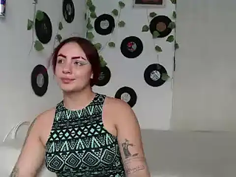 Hannafoster online show from December 2024 09:35:01 PM