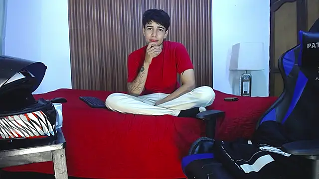 Zacktk7 online show from December 2024 05:14:02 PM