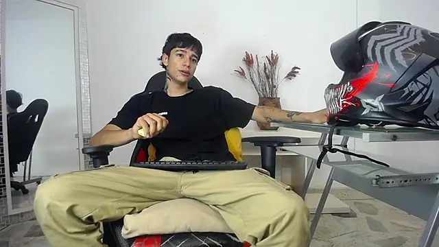 Zacktk7 online show from January 2025 07:14:02 PM