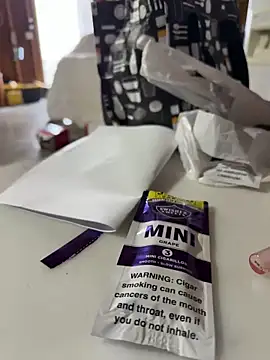 69vivian online show from December 2024 03:30:01 PM