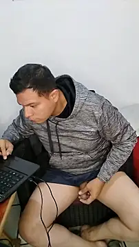 miketripi420 online show from November 2025 03:18:02 AM