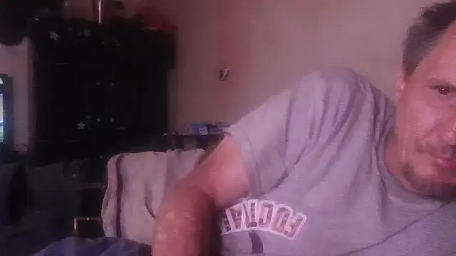 Snapshot of George48 chatting on November 2025 06:03:01 AM George48 online show from November 2025 06:03:01 AM