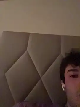 WillfulSurfer online show from April 2026 09:48:01 PM