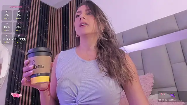 Snapshot of vivianne_scott chatting on November 2025 12:05:02 PM vivianne scott online show from November 2025 12:05:02 PM