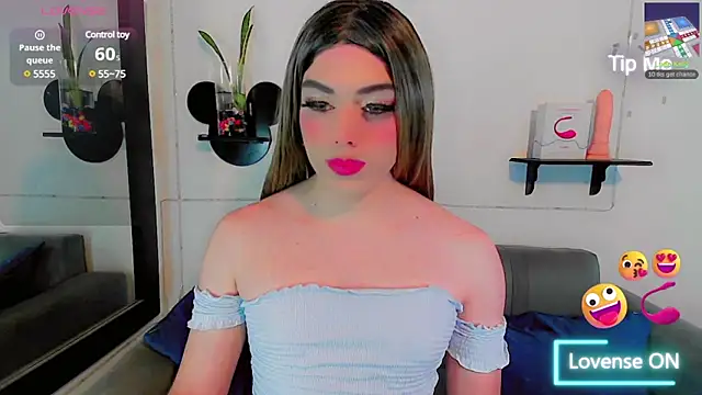 Snapshot of Nicky_loveex chatting on February 2025 05:45:02 AM Nicky loveex online show from February 2025 05:45:02 AM
