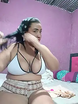 Snapshot of Milena1024 chatting on July 2026 06:32:02 PM Milena1024 online show from July 2026 06:32:02 PM