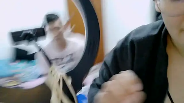 luxandracon23 online show from January 2026 07:33:01 AM